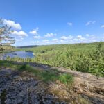 Wandern in Schweden . Unterwegs mit Hund und Camper in Schweden