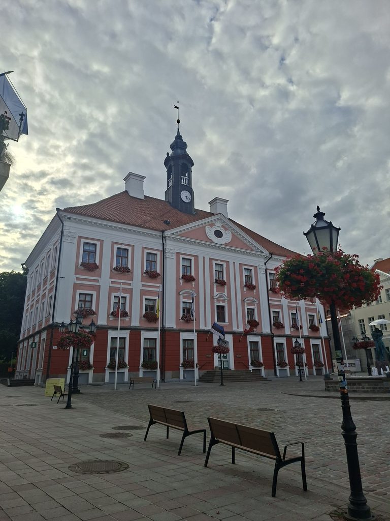 Rathaus von Tartu am Rathausplatz